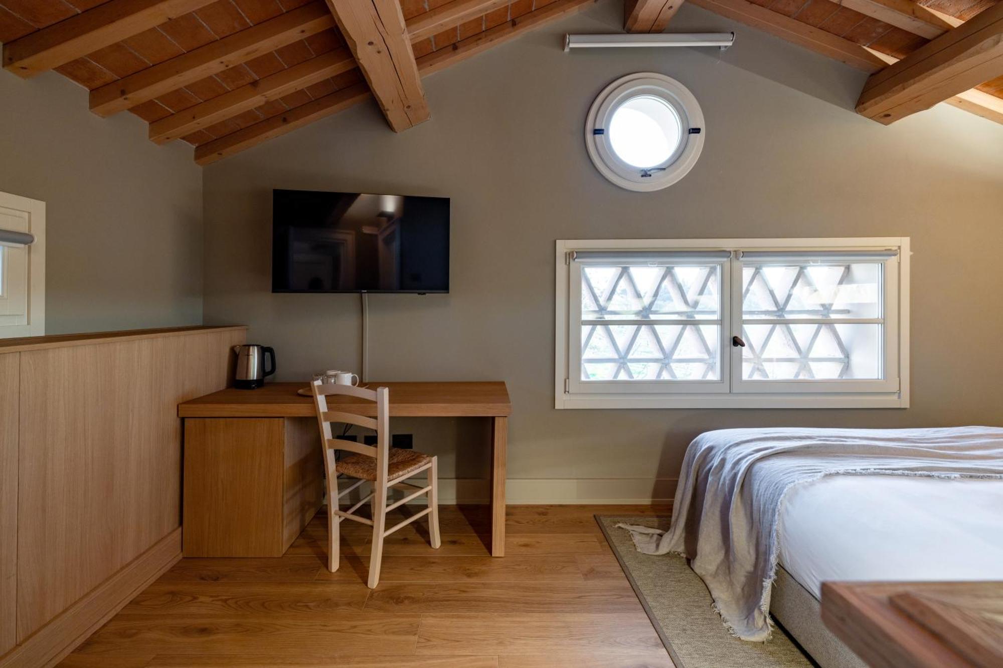 Colle Alberti Country House 切雷托圭迪 外观 照片